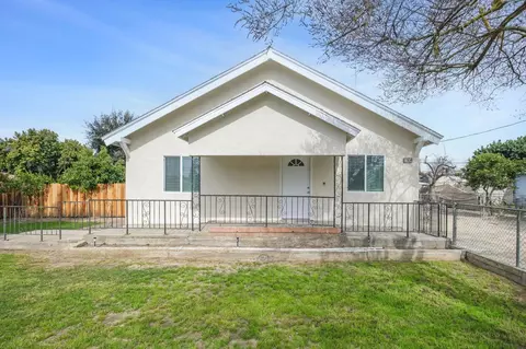 13614 E Bulah Ave, Parlier, CA 93648 photo 1