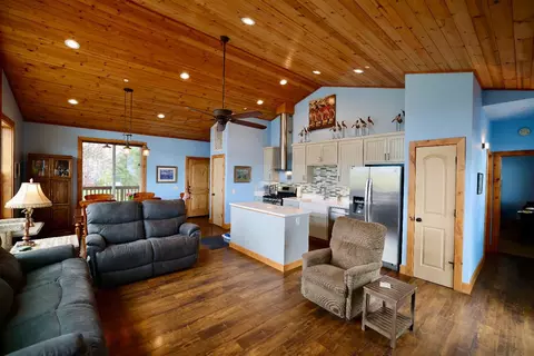 52862 Cedar Dr, Oakhurst, CA 93644 photo 9