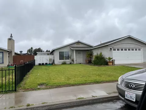 1229 Kathryn Ave, Madera, CA 93638 photo 1