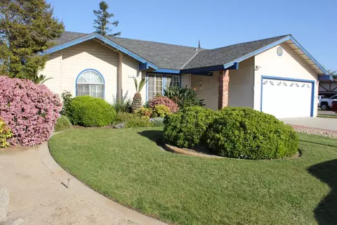 1112 Cottle Ave, Sanger, CA 93657 photo 1