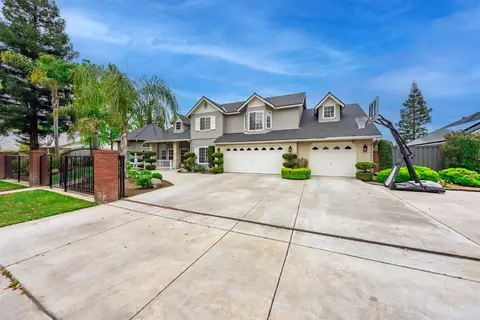121 Alluvial Ave, Clovis, CA 93611 photo 3