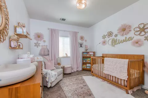 1136 Kern St, Avenal, CA 93204 photo 8