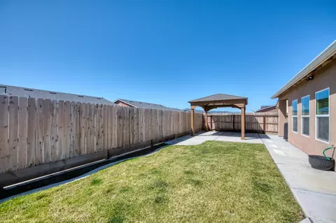 1136 Kern St, Avenal, CA 93204 photo 24