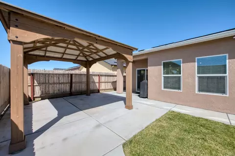 1136 Kern St, Avenal, CA 93204 photo 22