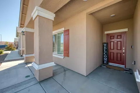 1136 Kern St, Avenal, CA 93204 photo 4