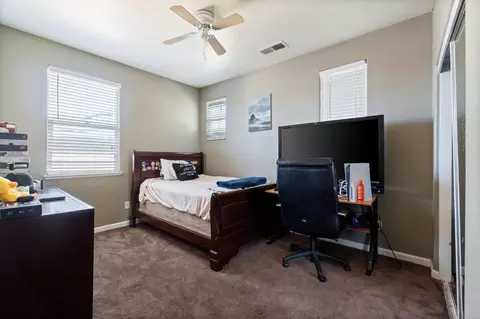 1036 Papaya St, Madera, CA 93638 photo 18