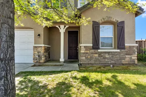 1036 Papaya St, Madera, CA 93638 photo 3