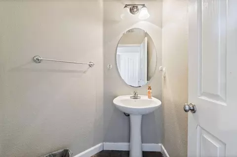 1036 Papaya St, Madera, CA 93638 photo 13