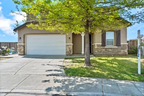 1036 Papaya St, Madera, CA 93638 photo 1