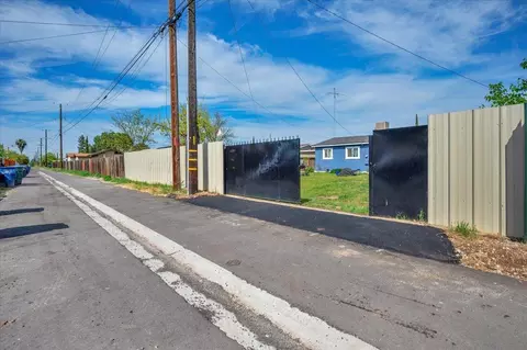 1114 Rogers St, Madera, CA 93638 photo 31