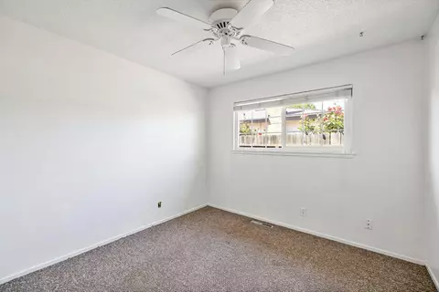 1345 Peach Ave, Clovis, CA 93612 photo 14