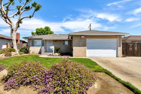1345 Peach Ave, Clovis, CA 93612 photo 1
