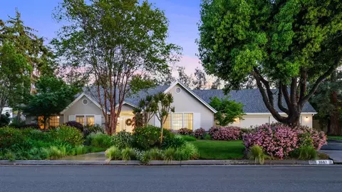 3597 W Loma Linda Ave, Fresno, CA 93711