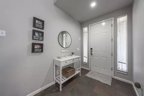 220 Lake Dr, Lemoore, CA 93245 photo 6