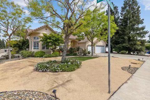 2004 Dorothea Ct, Visalia, CA 93292 photo 4