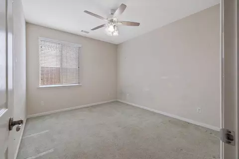 2004 Dorothea Ct, Visalia, CA 93292 photo 35