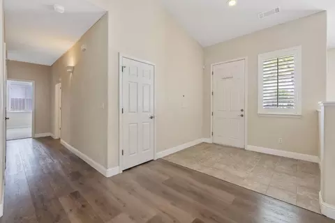 2004 Dorothea Ct, Visalia, CA 93292 photo 30
