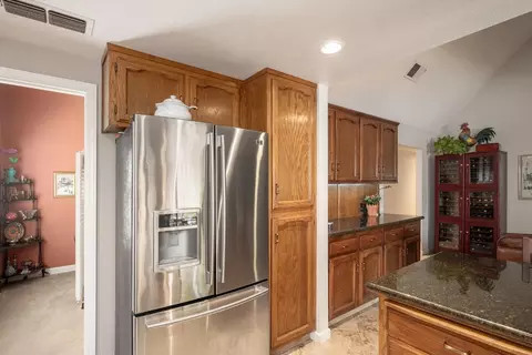 437 W Tenaya Ave, Clovis, CA 93612 photo 17