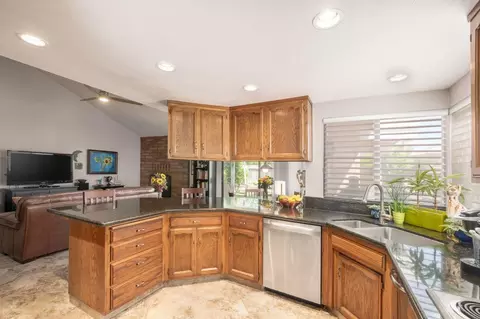 437 W Tenaya Ave, Clovis, CA 93612 photo 15