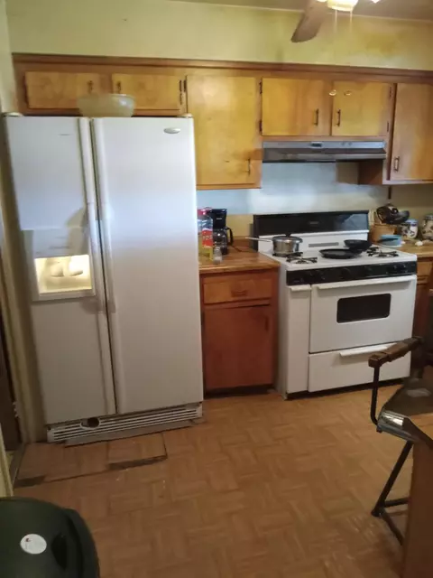 811 Sierra St, Madera, CA 93638 photo 2