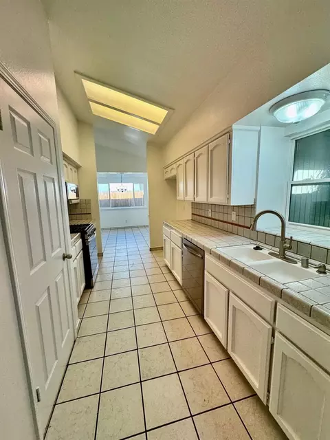 88 Carter Way, Fowler, CA 93625 photo 6
