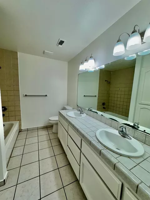 88 Carter Way, Fowler, CA 93625 photo 13