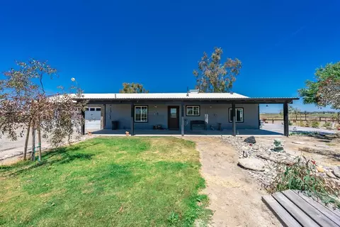 10449 24th Ave, Lemoore, CA 93245 photo 1