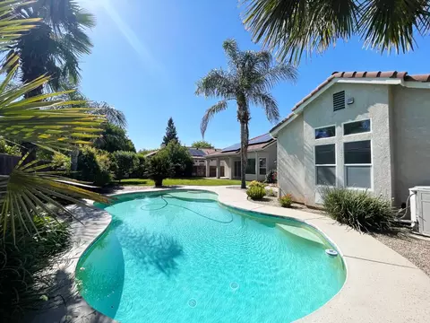 654 W Muncie Ave, Clovis, CA 93619 photo 79