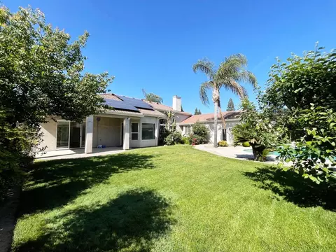 654 W Muncie Ave, Clovis, CA 93619 photo 76