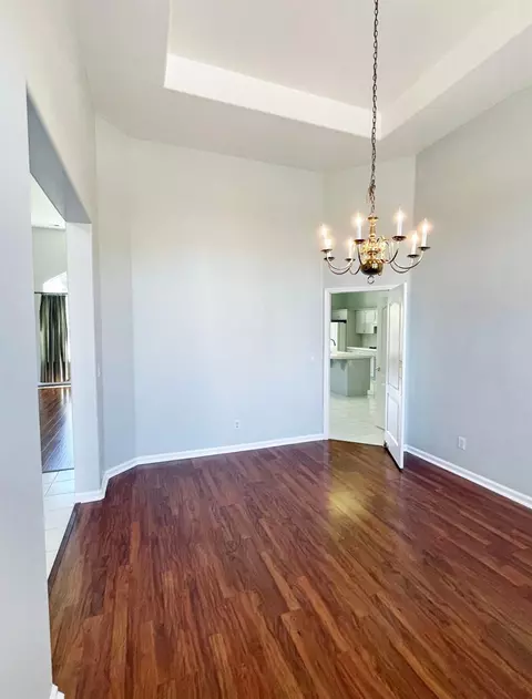654 W Muncie Ave, Clovis, CA 93619 photo 23