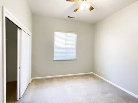 654 W Muncie Ave, Clovis, CA 93619 photo 56