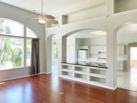 654 W Muncie Ave, Clovis, CA 93619 photo 13
