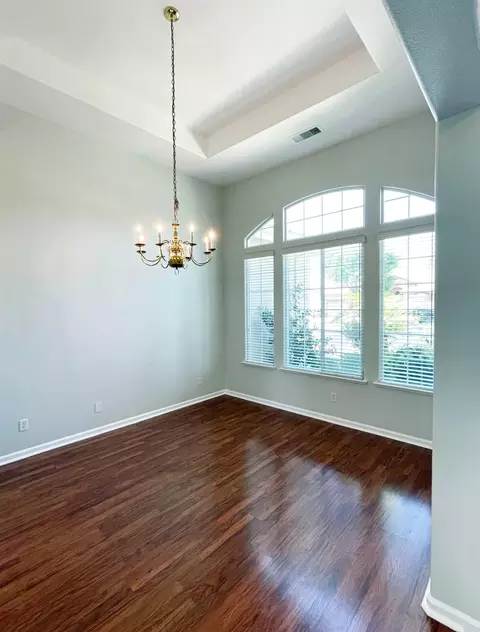 654 W Muncie Ave, Clovis, CA 93619 photo 21
