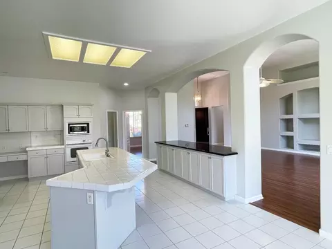 654 W Muncie Ave, Clovis, CA 93619 photo 29