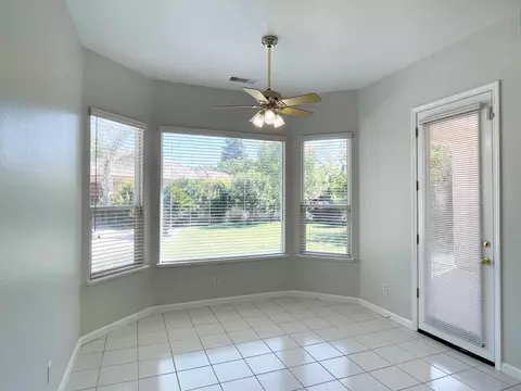 654 W Muncie Ave, Clovis, CA 93619 photo 36