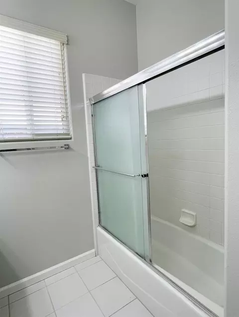 654 W Muncie Ave, Clovis, CA 93619 photo 49