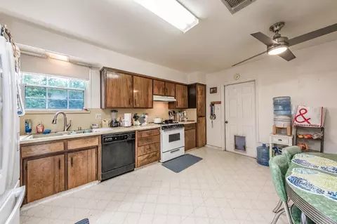 103 B St, Lemoore, CA 93245 photo 18