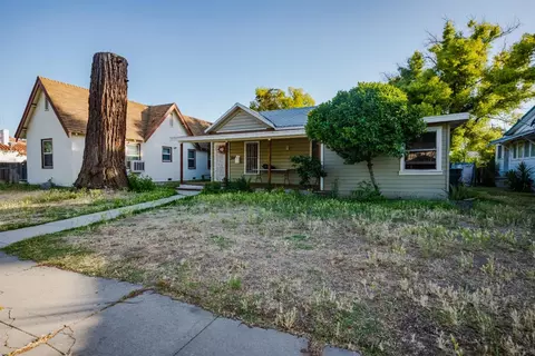204 S I St, Madera, CA 93637 photo 2