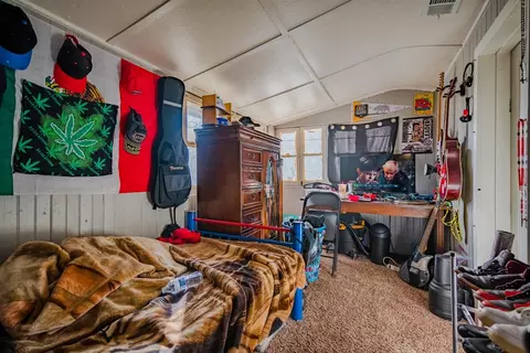 204 S I St, Madera, CA 93637 photo 9