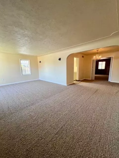 1400 Jennings St, Madera, CA 93637 photo 3