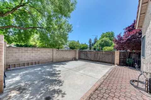 2012 Calimyrna Ave, Clovis, CA 93611 photo 30