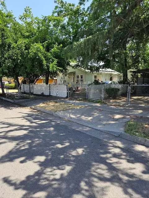 929 N D, Madera, CA 93638 photo 1