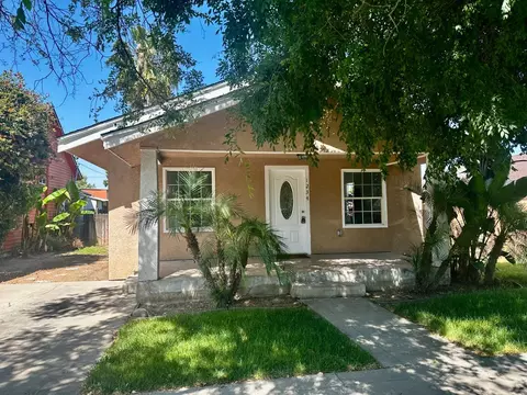 1234 E St, Reedley, CA 93654 photo 2