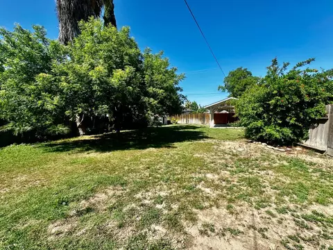 1234 E St, Reedley, CA 93654 photo 22