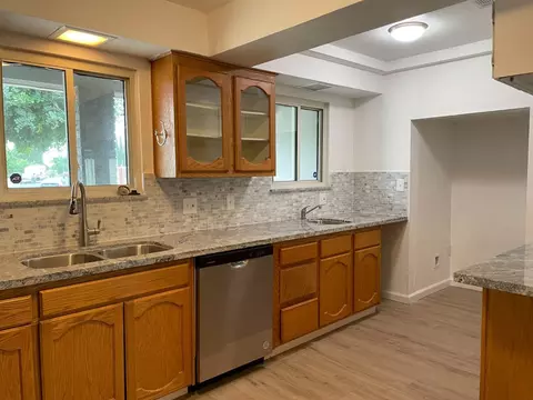 1007 Aram Ave, Madera, CA 93637 photo 5
