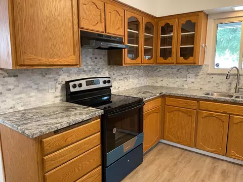 1007 Aram Ave, Madera, CA 93637 photo 4