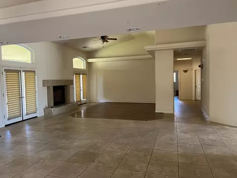 1464 Larrete Ave, Madera, CA 93637 photo 9