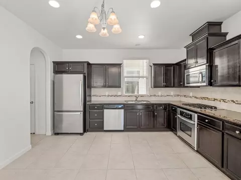 3612 Elevations Way, Clovis, CA 93619 photo 8