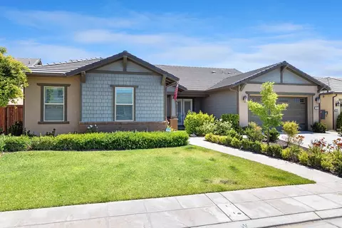 657 Crescent Ln, Madera, CA 93636 photo 3