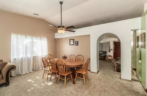 408 Devon Dr, Lemoore, CA 93245 photo 6